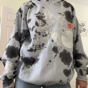 Urban outfitters hoodie